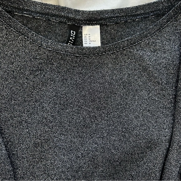 3 Nice Chic Tops - Picture 3 of 8